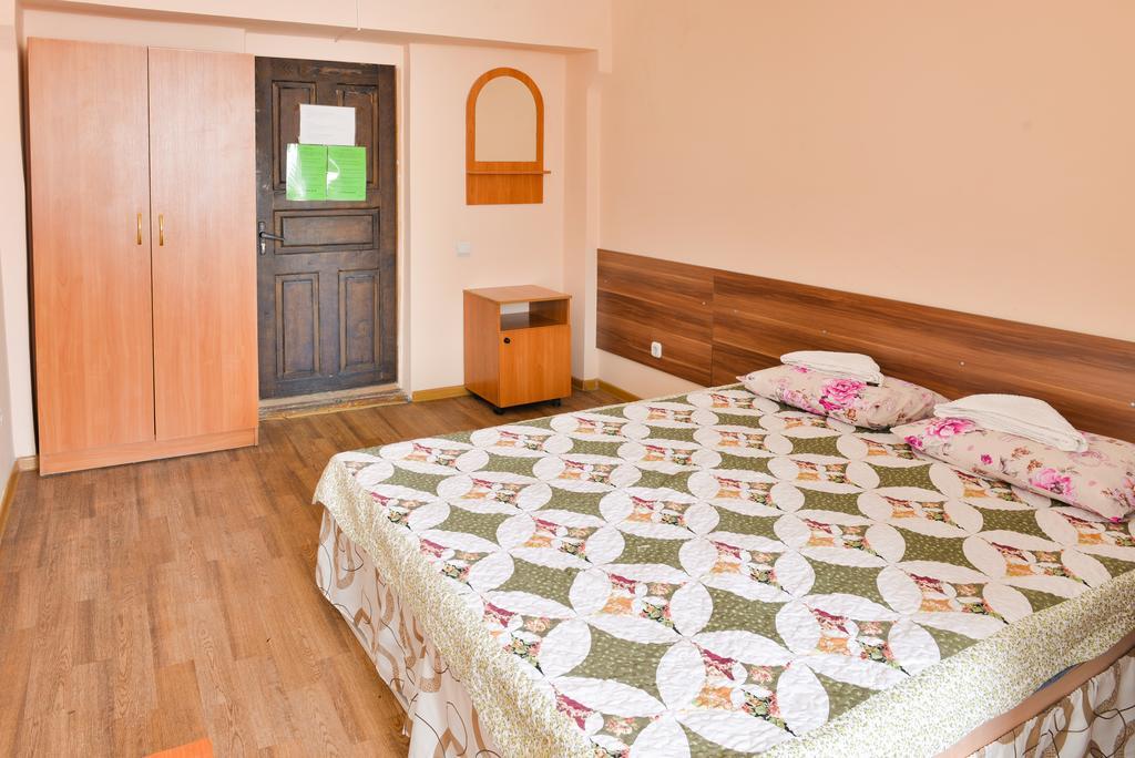 Economy Hotel Zhyger Astana Zewnętrze zdjęcie