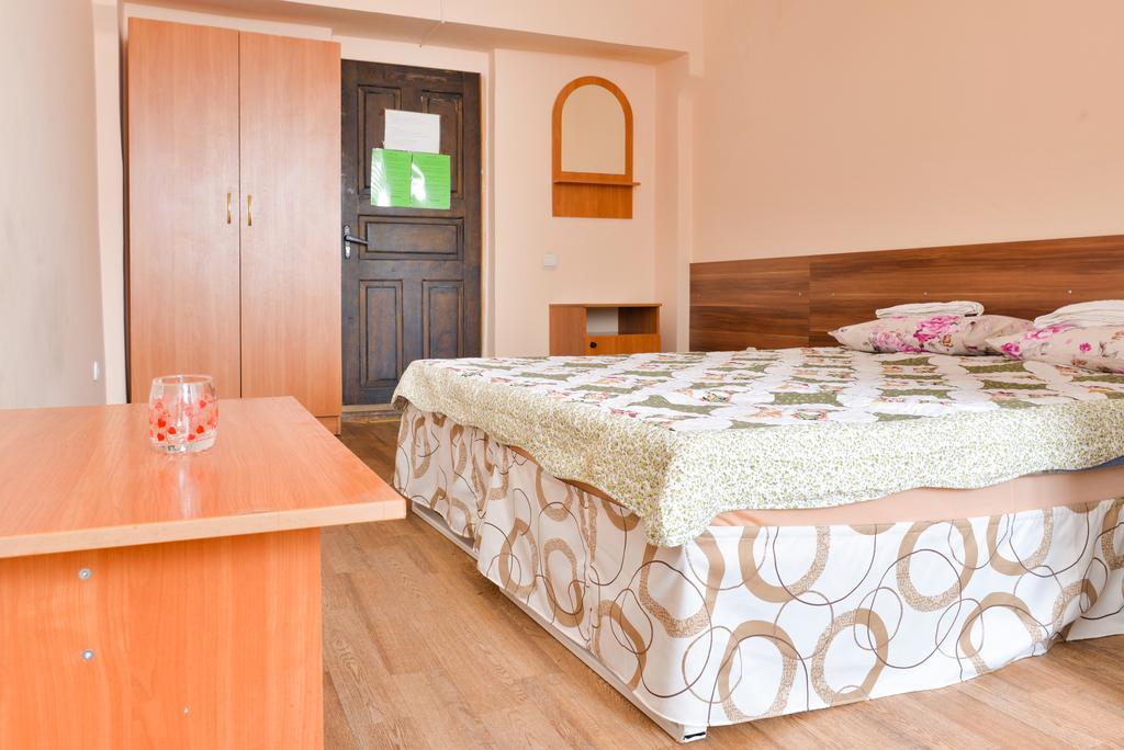 Economy Hotel Zhyger Astana Zewnętrze zdjęcie