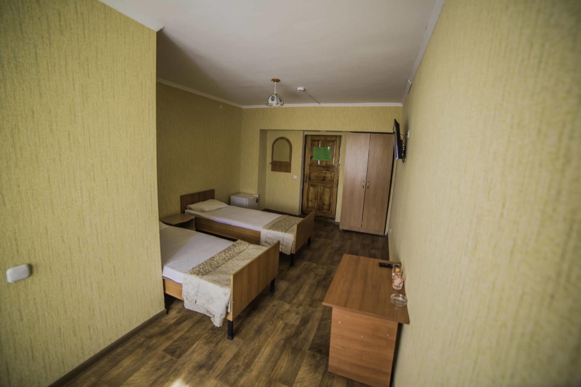 Economy Hotel Zhyger Astana Zewnętrze zdjęcie